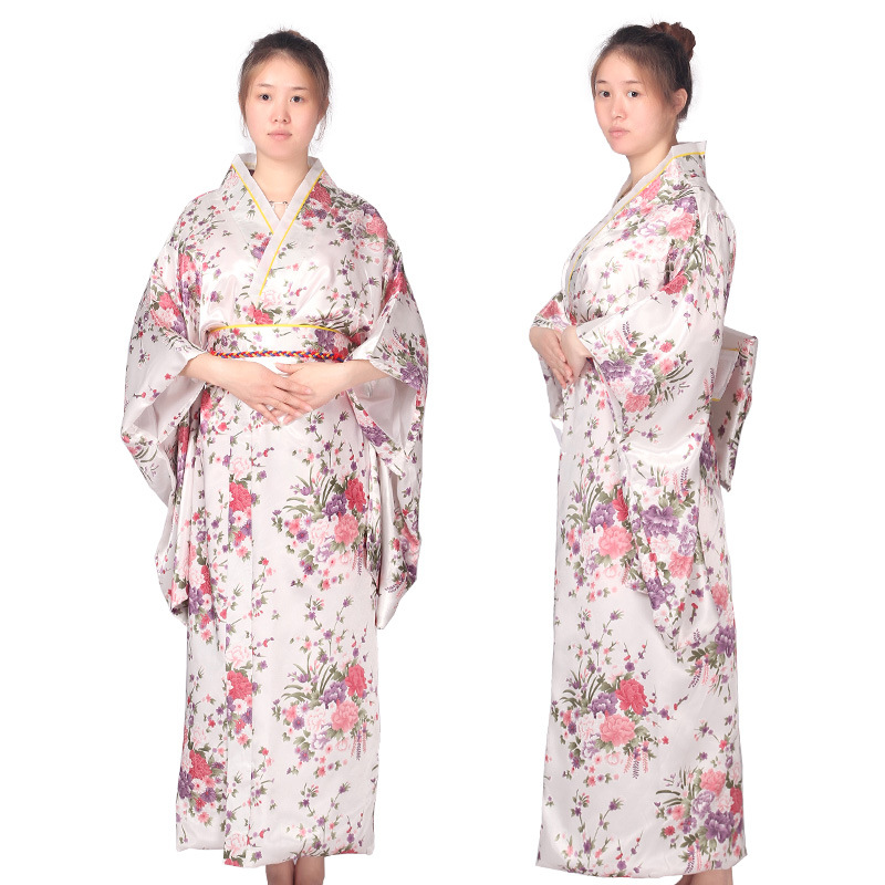 Costumes - Costume ethnique de style kimono pour