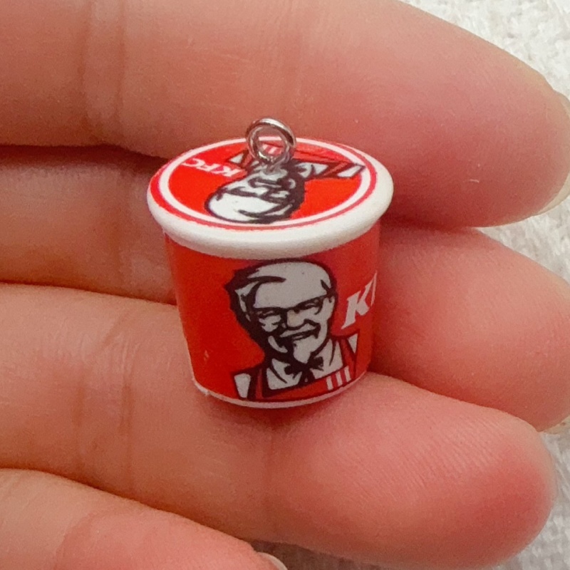 10 porte-clés en résine en for - Novelty Gifts avis et prix