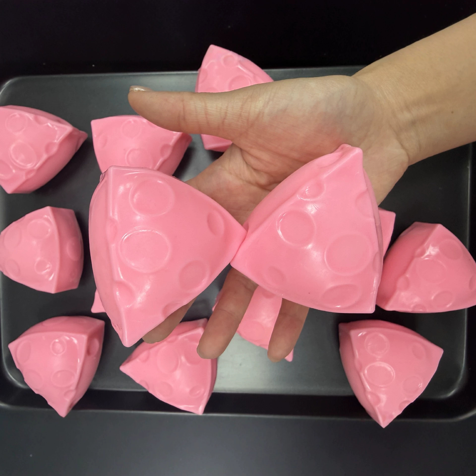 Jouet anti-stress souple et mo - Novelty Gifts avis et prix